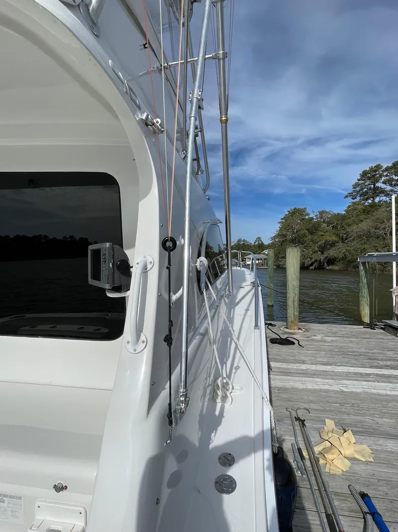 Slide: The Image of Luhrs 40 Convertible 2002 - 11