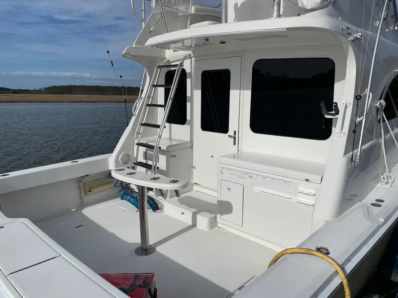 Slide: The Image of Luhrs 40 Convertible 2002 - 9