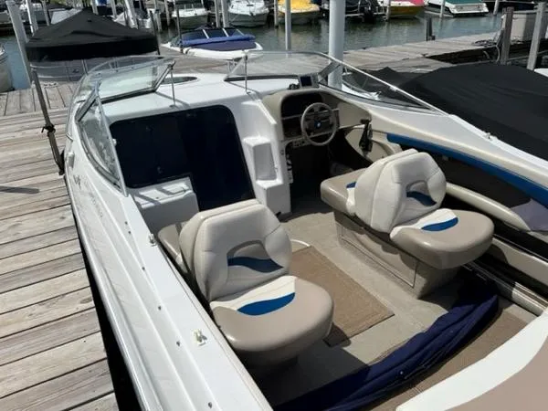 Slide: The Image of Four Winns 245 Sundowner 1996 - 1