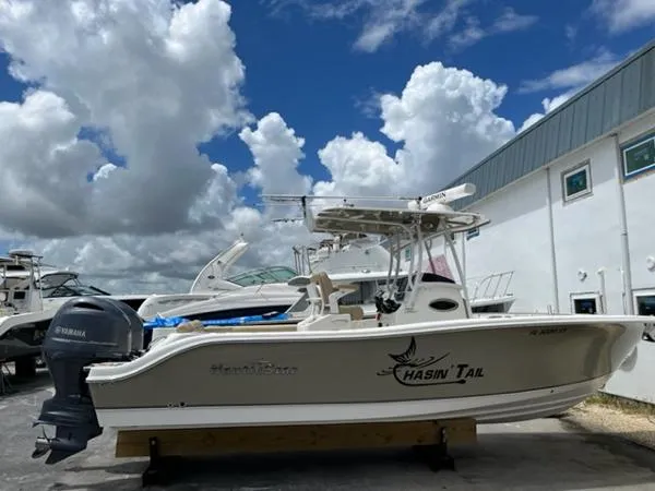 Slide: The Image of NauticStar 2602 Legacy 2020 - 1