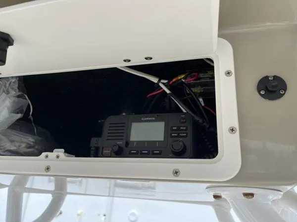 Slide: The Image of NauticStar 2602 Legacy 2020 - 6
