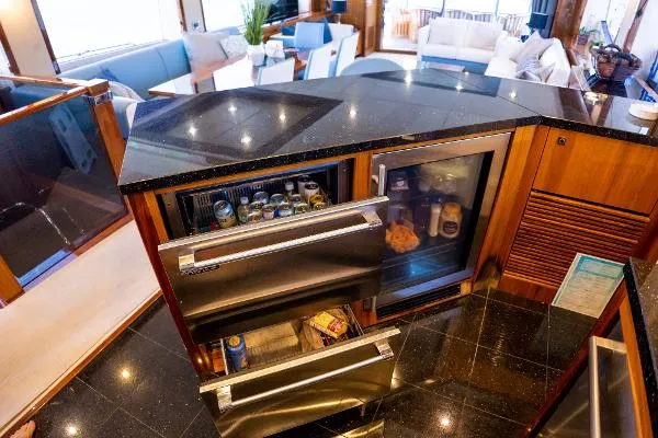 Slide: The Image of Sunseeker 86 Yacht 2009 - 10