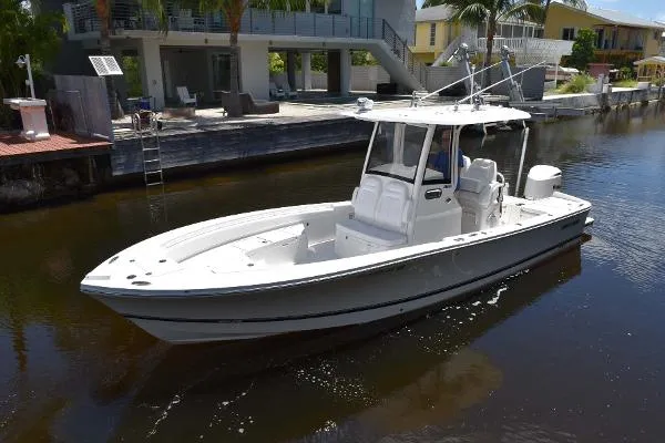 Slide: The Image of Regulator Marine 26XO 2020 - 1