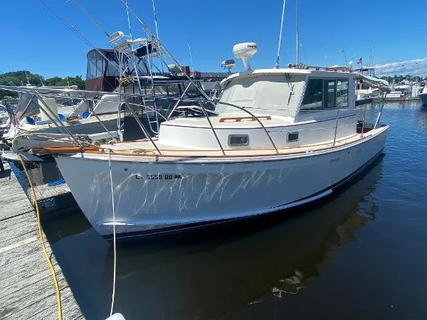 Slide: The Image of Cape Dory 28 Power Yacht 1988 - 2