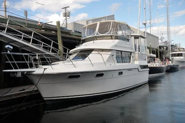 Slide: The Image of Carver Yachts AFT CABIN 38 1991 - 2