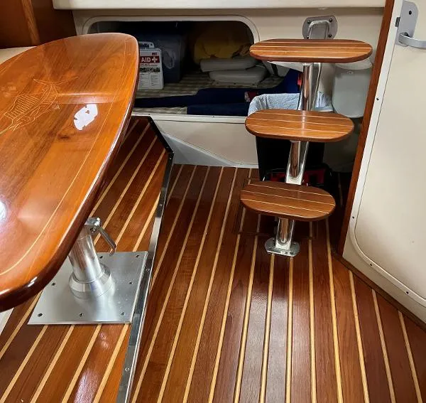 Slide: The Image of Pursuit 3370 Offshore 2006 - 2