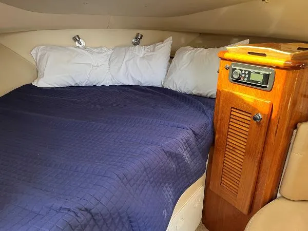 Slide: The Image of Pursuit 3370 Offshore 2006 - 6