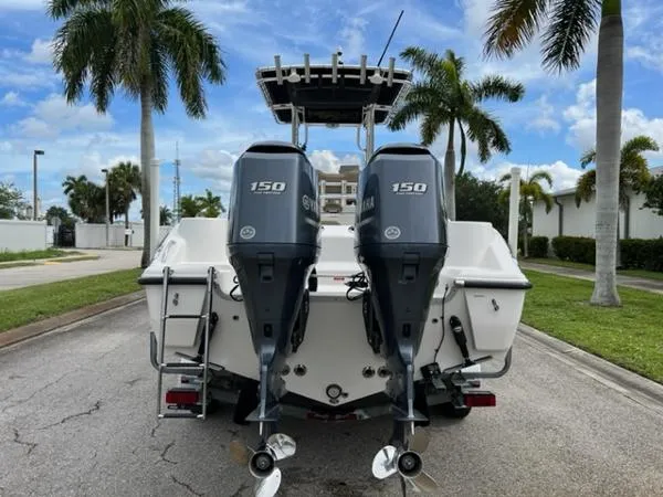 Slide: The Image of Key West 244 Center Console 2013 - 8