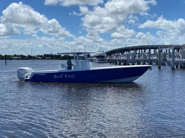 Slide: The Image of Contender 35 ST 2021 - 2