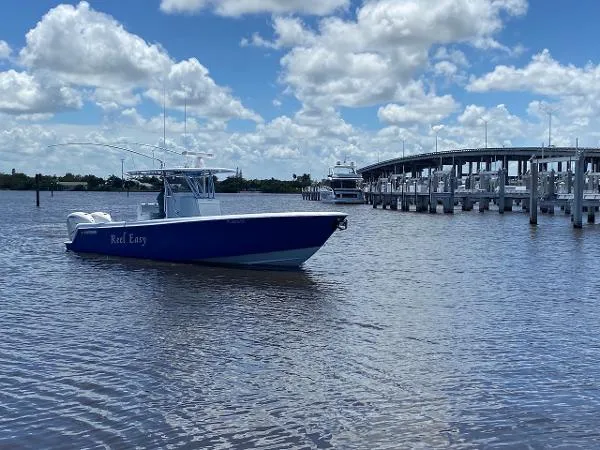 Slide: The Image of Contender 35 ST 2021 - 3