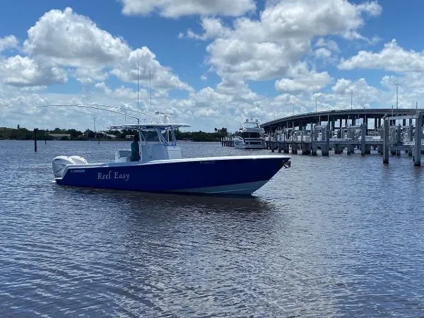 Slide: The Image of Contender 35 ST 2021 - 6