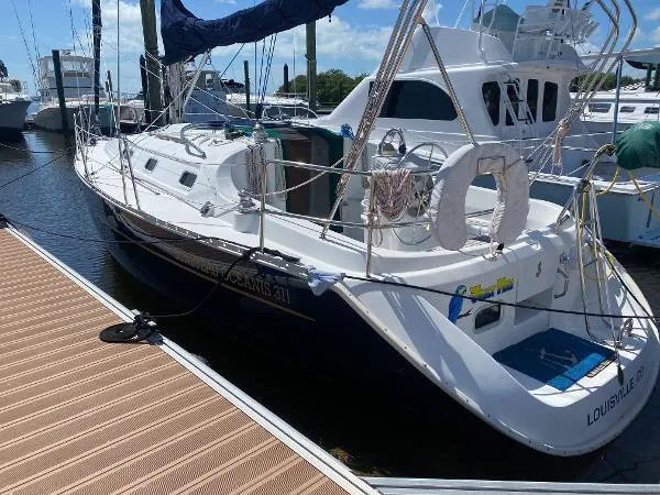 Slide: The Image of Beneteau Oceanis 311 2000 - 1