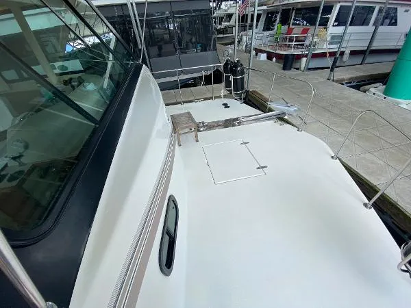 Slide: The Image of Harbor Master 52 Pilot House Wide Body River Yacht 2002 - 4