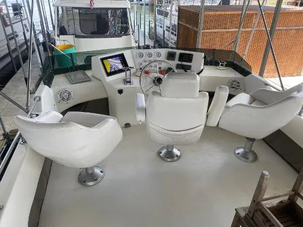 Slide: The Image of Harbor Master 52 Pilot House Wide Body River Yacht 2002 - 8