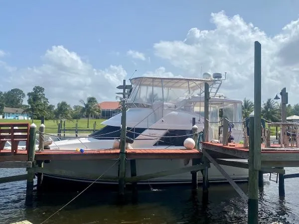 Slide: The Image of Silverton 392 Motor Yacht 1997 - 1
