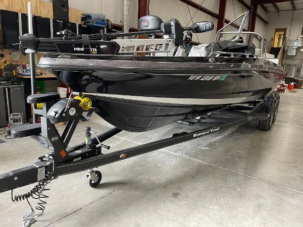 Slide: The Image of Ranger 622 FS Pro 2020 - 2