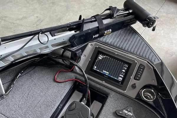 Slide: The Image of Ranger 622 FS Pro 2020 - 6