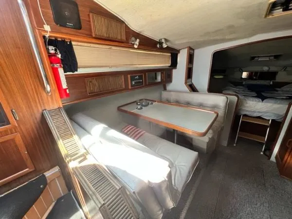 Slide: The Image of Sea Ray 340 Sundancer 1987 - 9