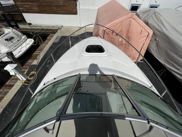 Slide: The Image of Sea Ray 240 Sundancer 2010 - 3