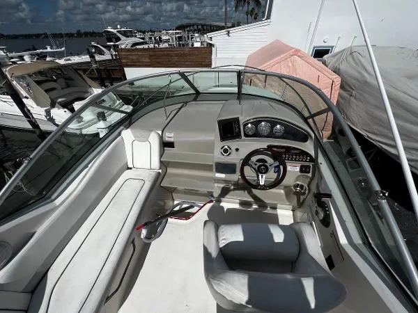 Slide: The Image of Sea Ray 240 Sundancer 2010 - 9