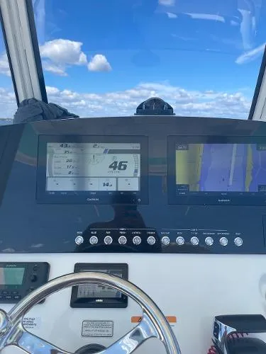 Slide: The Image of Regulator Marine 26XO 2022 - 8