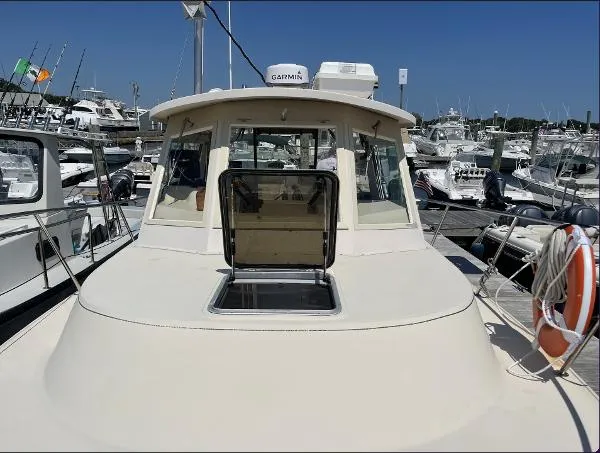 Slide: The Image of Albin 28 Flush Deck 2004 - 5