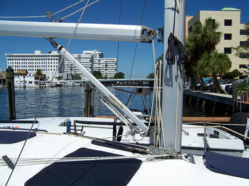 Slide: The Image of Hunter 33 2009 - 8