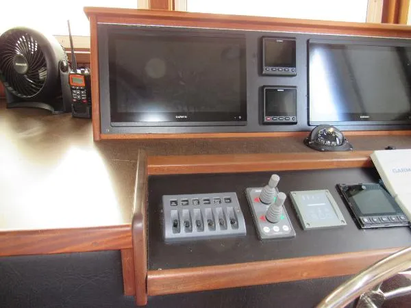 Slide: The Image of American Tug "34" Pilothouse Trawler 2011 - 11