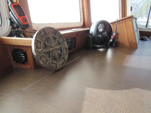 Slide: The Image of American Tug "34" Pilothouse Trawler 2011 - 9