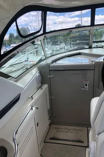 Slide: The Image of Sea Ray Sundancer 38 2008 - 4