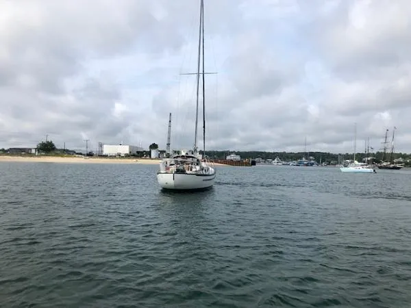 Slide: The Image of Pacific Seacraft Crealock 37 1981 - 2