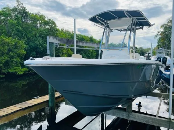 Slide: The Image of Bulls Bay 230 Center Console 2020 - 1