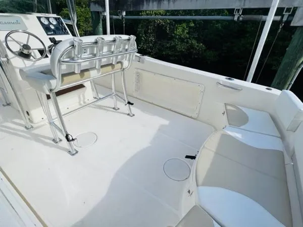 Slide: The Image of Bulls Bay 230 Center Console 2020 - 5
