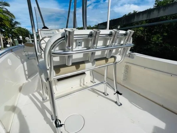 Slide: The Image of Bulls Bay 230 Center Console 2020 - 7