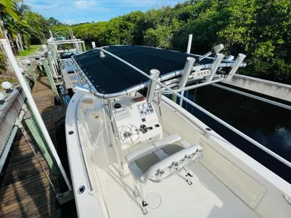 Slide: The Image of Bulls Bay 230 Center Console 2020 - 8