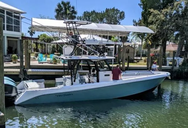 Slide: The Image of Everglades 355 Center Console 2018 - 1