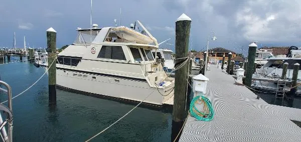 Slide: The Image of Hatteras 52 Cockpit Motor Yacht 1991 - 5