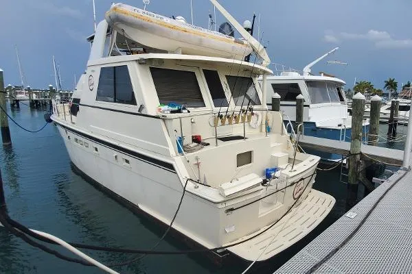 Slide: The Image of Hatteras 52 Cockpit Motor Yacht 1991 - 6