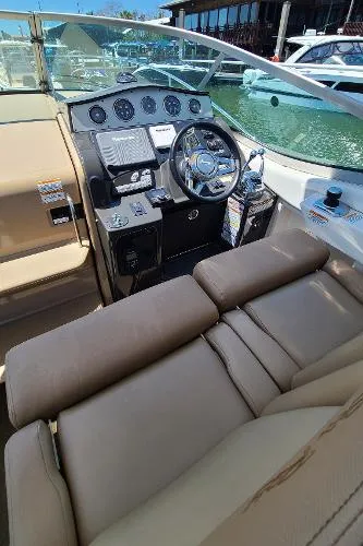 Slide: The Image of Sea Ray 330 Sundancer 2016 - 9