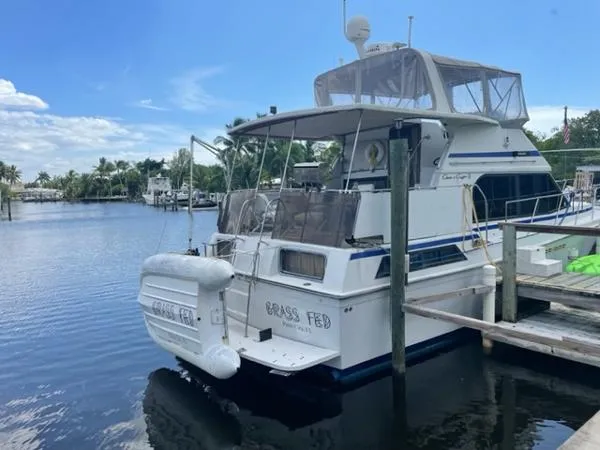 Slide: The Image of Chris-Craft 427 Catalina 1988 - 3