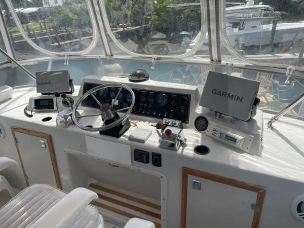 Slide: The Image of Chris-Craft 427 Catalina 1988 - 4