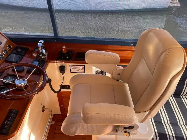 Slide: The Image of Hinckley Yachts Talaria 44 Flybridge MY 2002 - 11