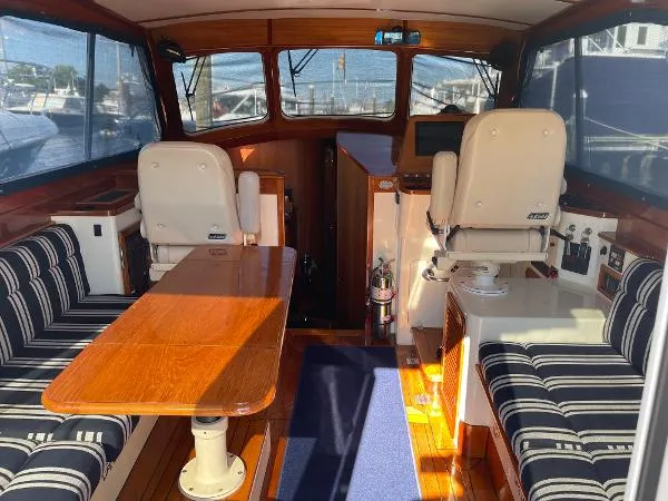 Slide: The Image of Hinckley Yachts Talaria 44 Flybridge MY 2002 - 6