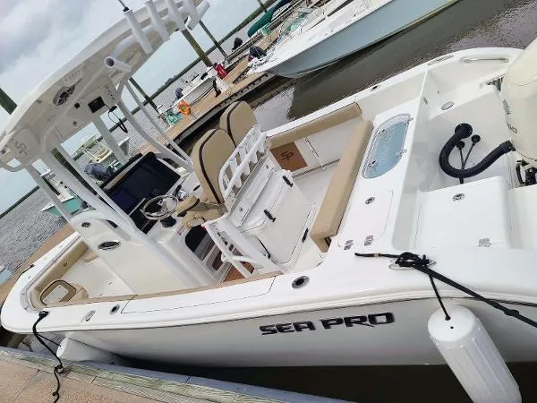 Slide: The Image of Sea Pro 239 2020 - 3