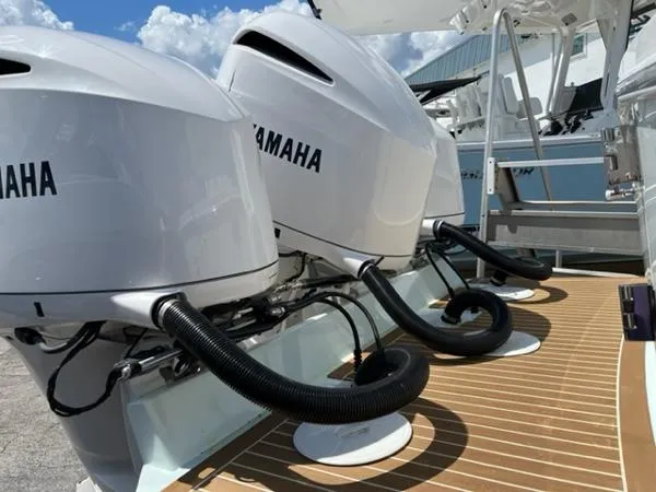 Slide: The Image of Regulator Marine 34 2017 - 7