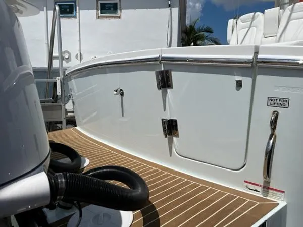 Slide: The Image of Regulator Marine 34 2017 - 8