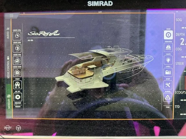 Slide: The Image of Sea Ray 400 SLX 2019 - 11