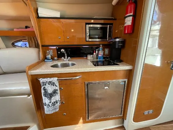 Slide: The Image of Chaparral 290 Signature Cruiser 2009 - 10
