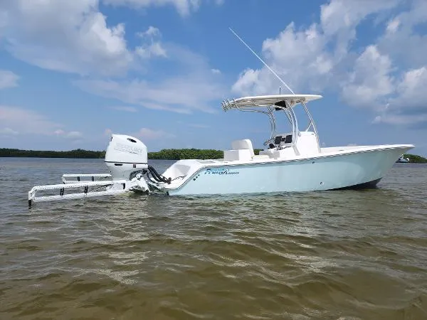 Slide: The Image of Front Runner 26 Center Console 2022 - 0