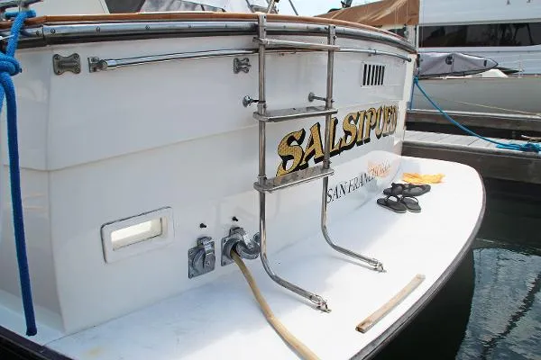 Slide: The Image of Tollycraft Motor Yacht 1992 - 6